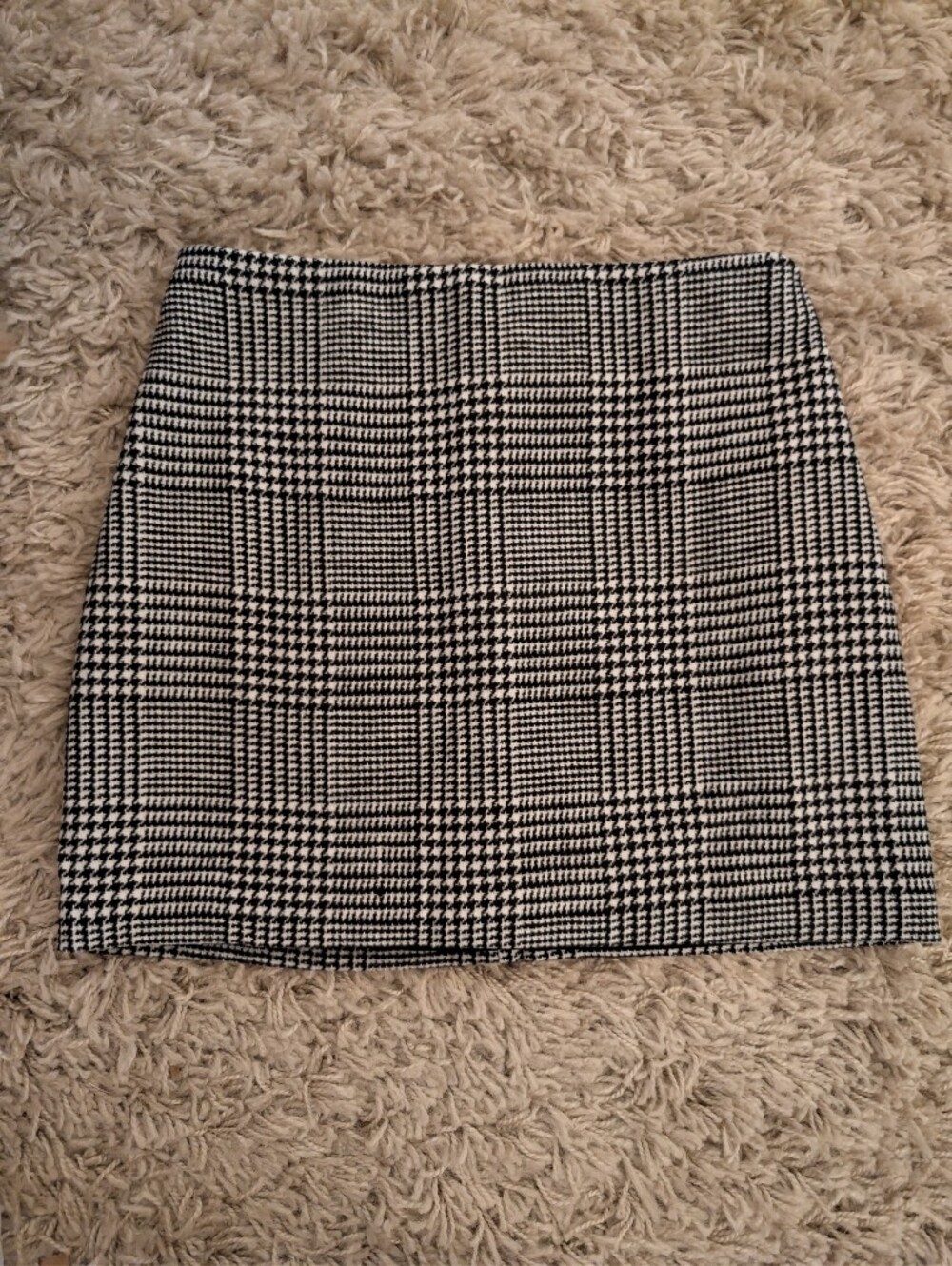 H&M Black & White Glen Plaid Mini Skirt NWT Size 6